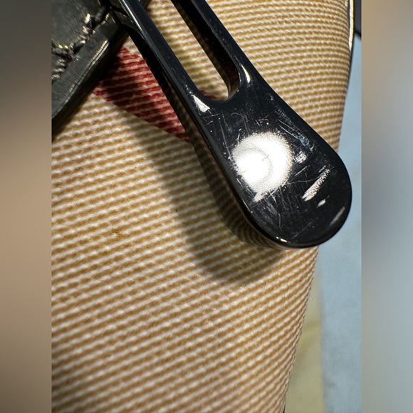 Burberry Beige/Metallic Nova Check PVC Chester Boston Bag used - Picture 4 of 16